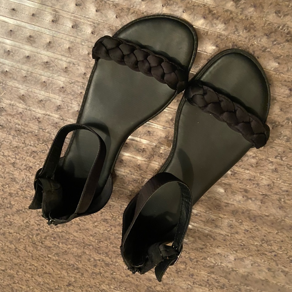 Black sandals